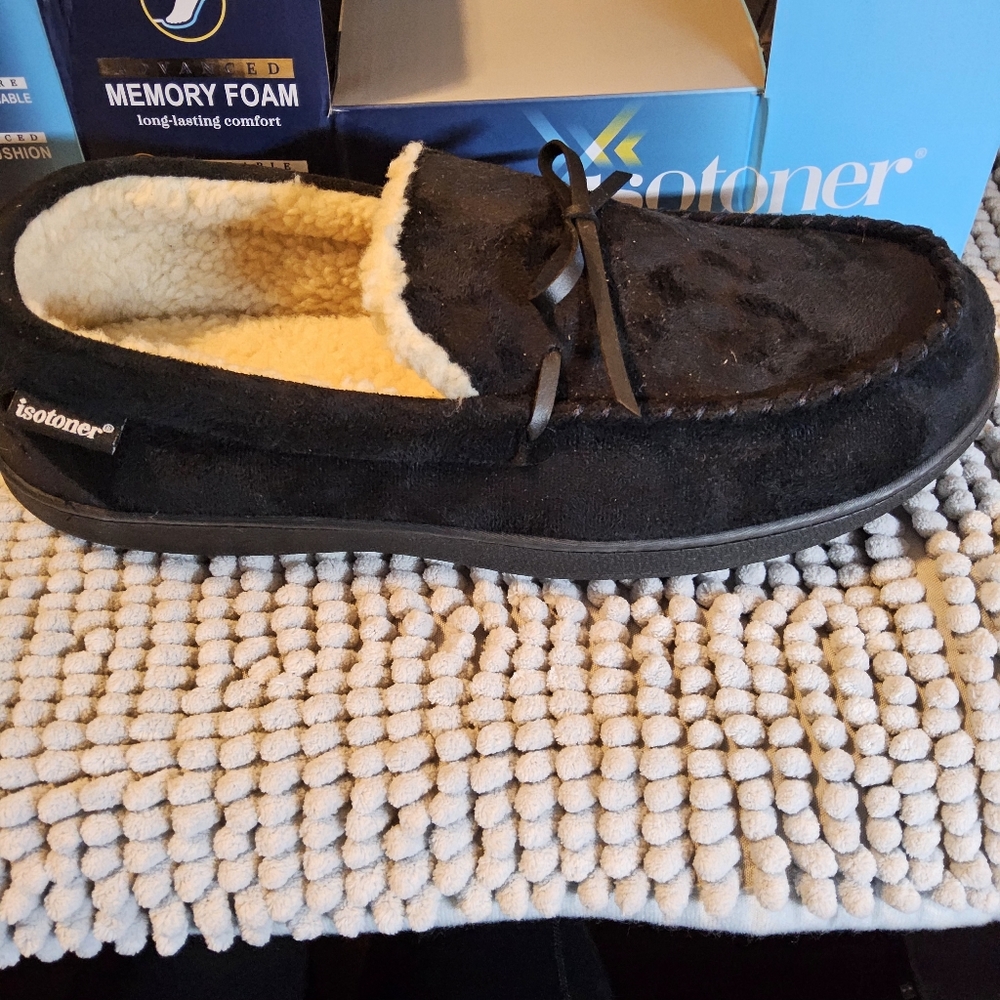 Men's Isotoner Slippers